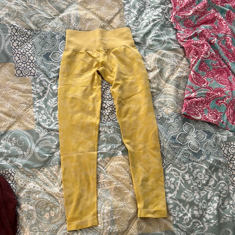 NVGTN leggings
